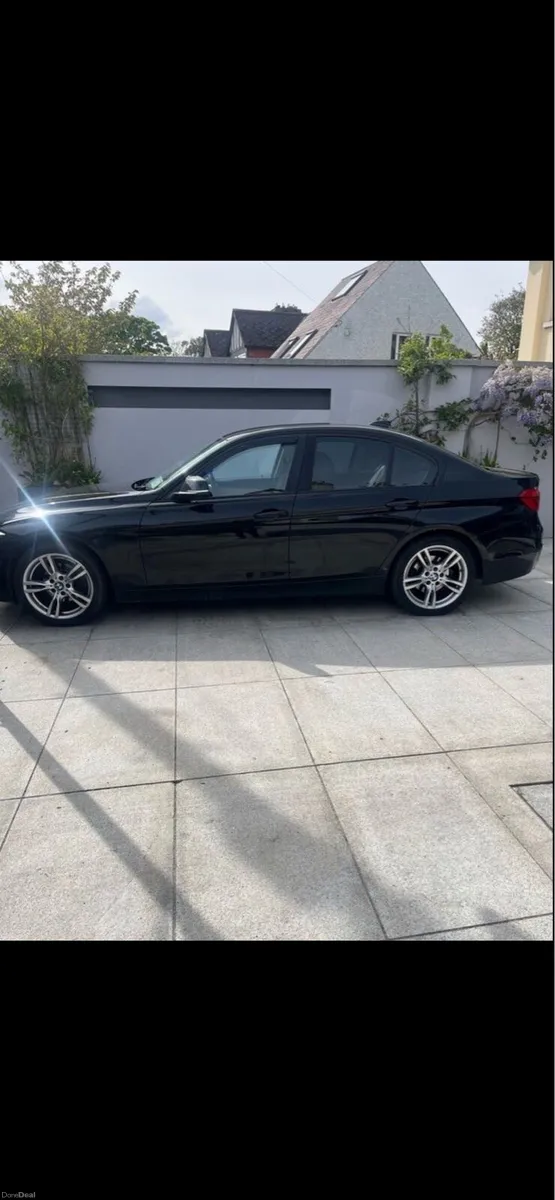 BMW 3 SERIES - Image 4