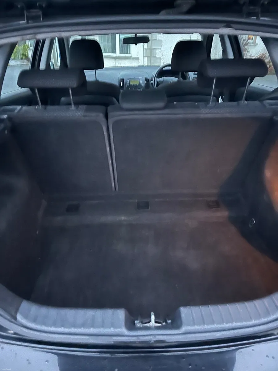 Hyundai i30 2011 - Image 4