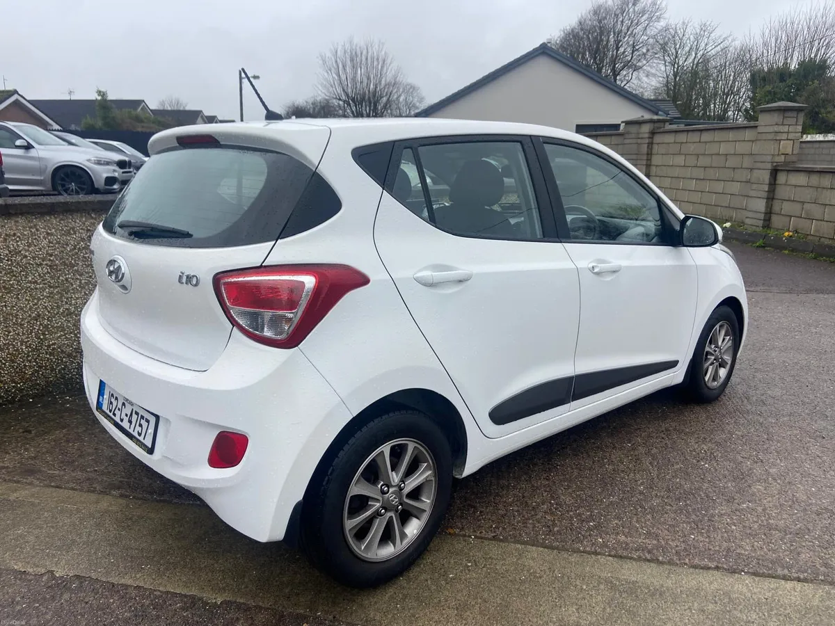 Hyundai i10 Delux - Image 3
