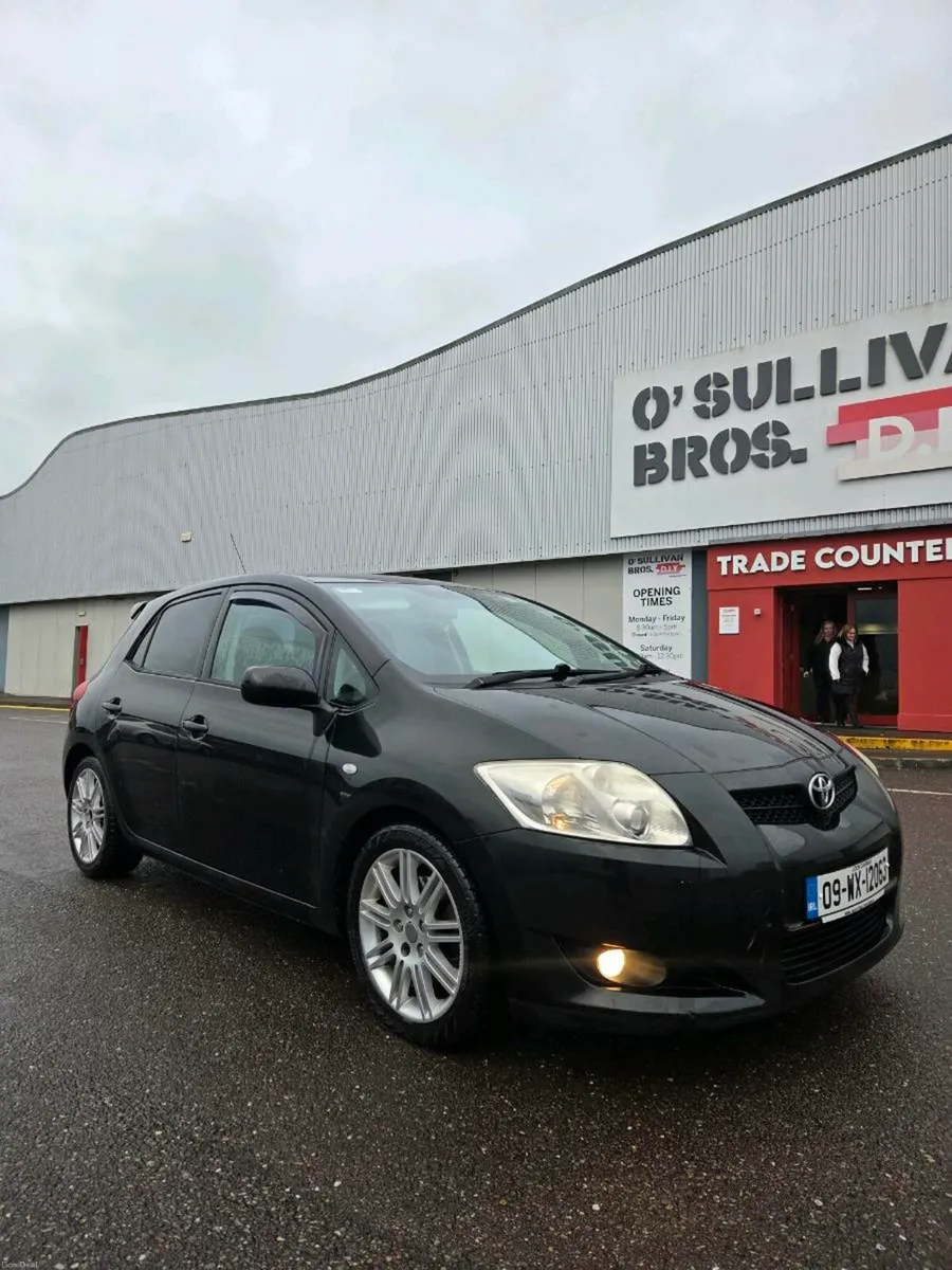 2009 TOYOTA AURIS SR 2 LITRE D4D. NEW NCT 10/26 - Image 1
