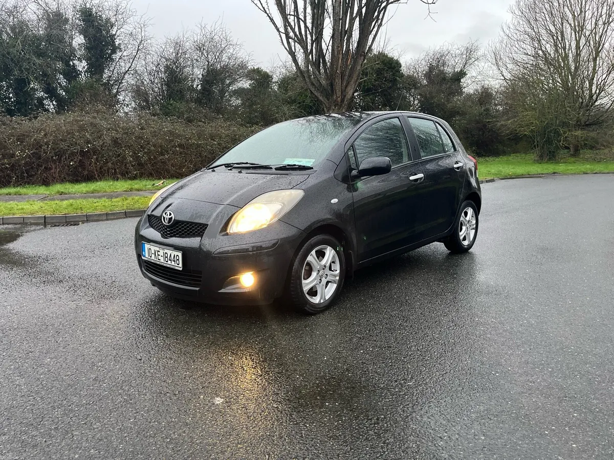 2010 TOYOTA YARIS NCT&TAX,€3750 - Image 3
