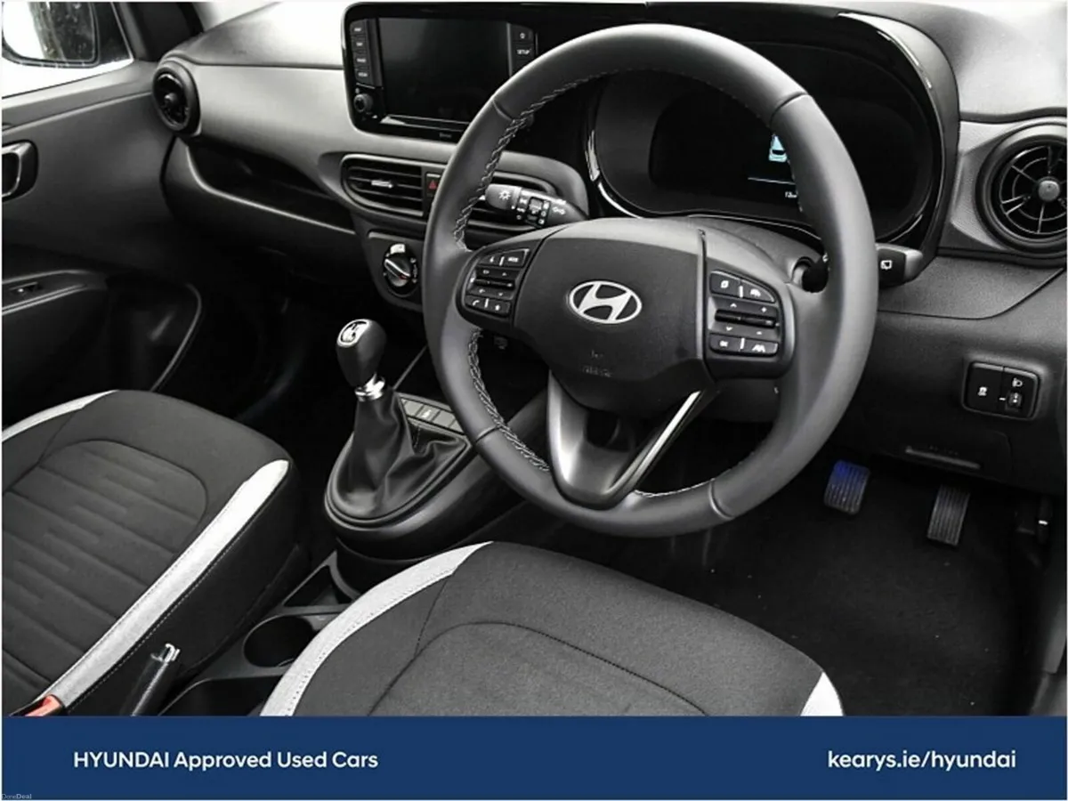 Hyundai i10 Deluxe Plus - Image 6