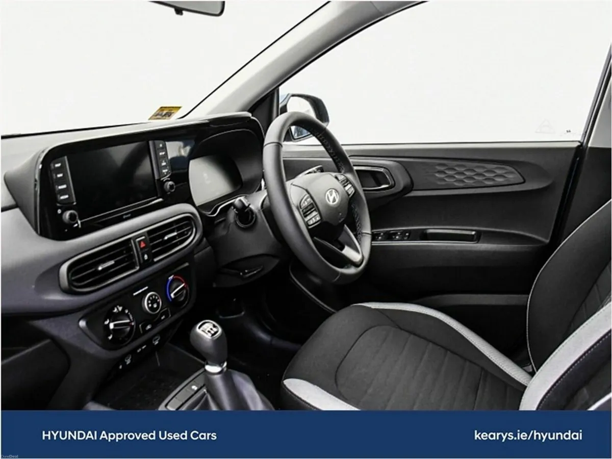 Hyundai i10 Deluxe Plus - Image 5