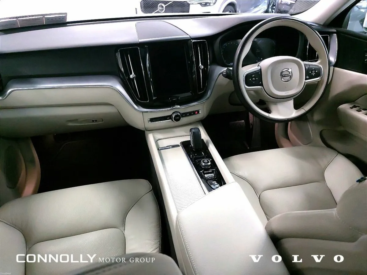 Volvo XC60 T8 Inscription | Plug In Hybrid | Huge - Image 4