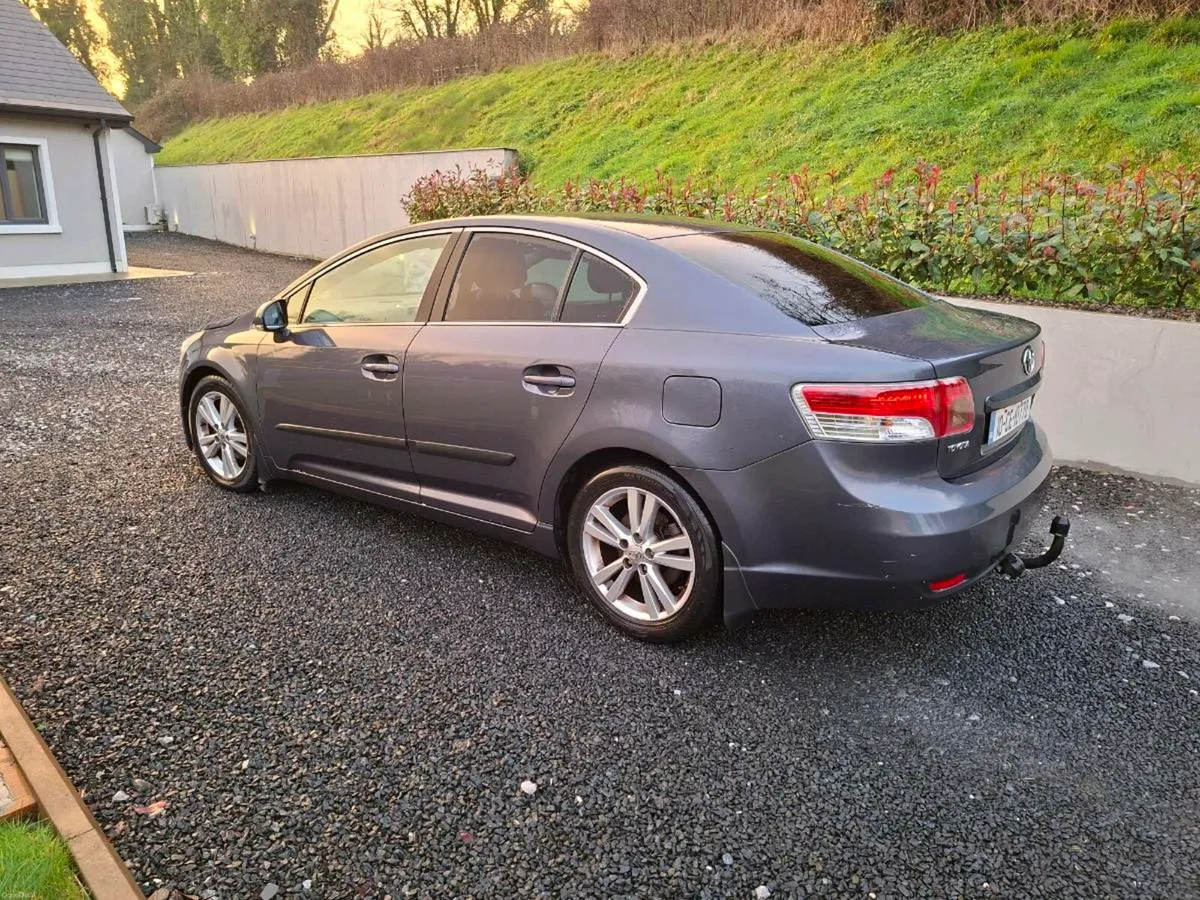 2010 Toyota Avensis 2.0 D4D T4 - Leather - Camera - Image 3
