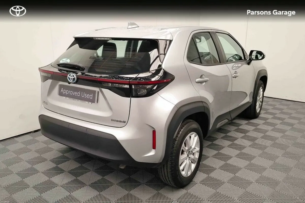 Toyota Yaris Cross 1.5 - Image 2