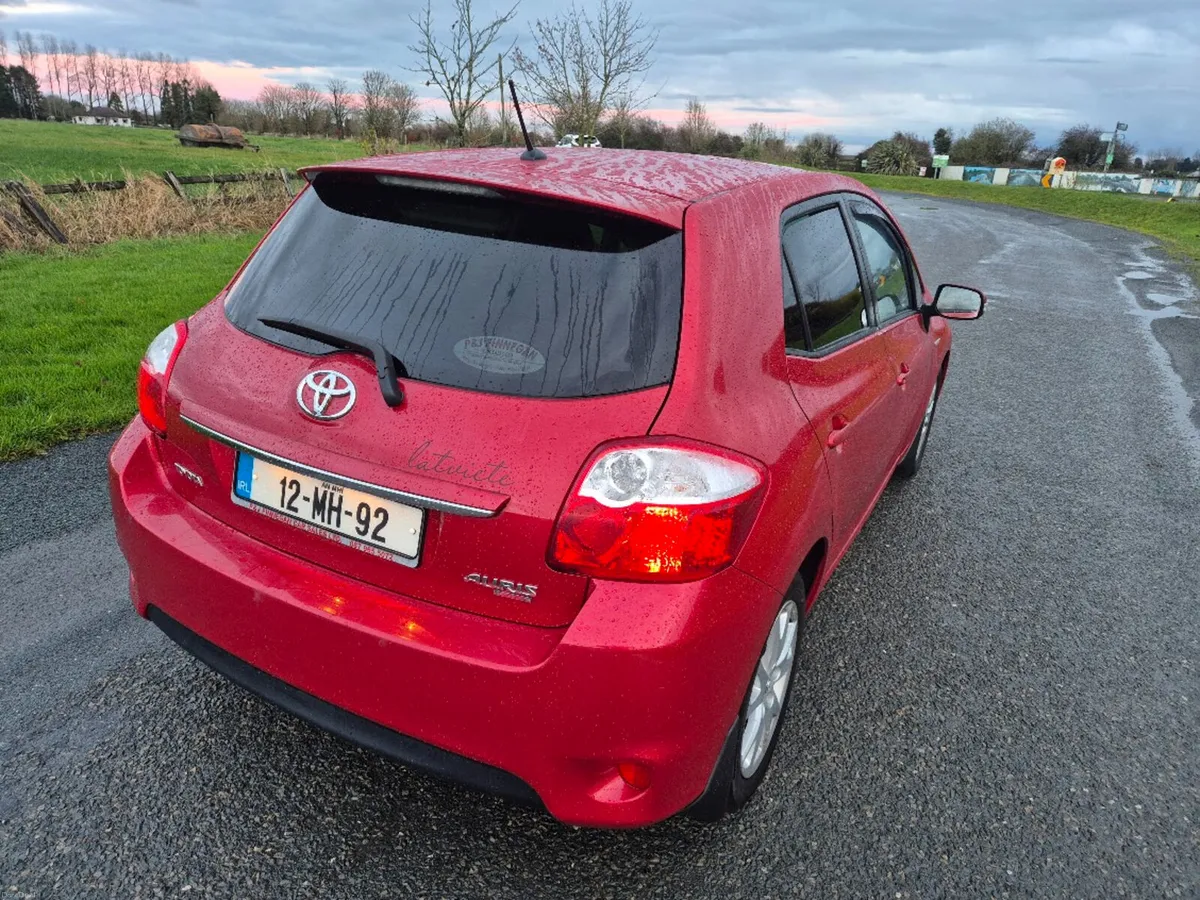 2012 Toyota Auris 1.4 D-4D SPORT 5DR - Image 4