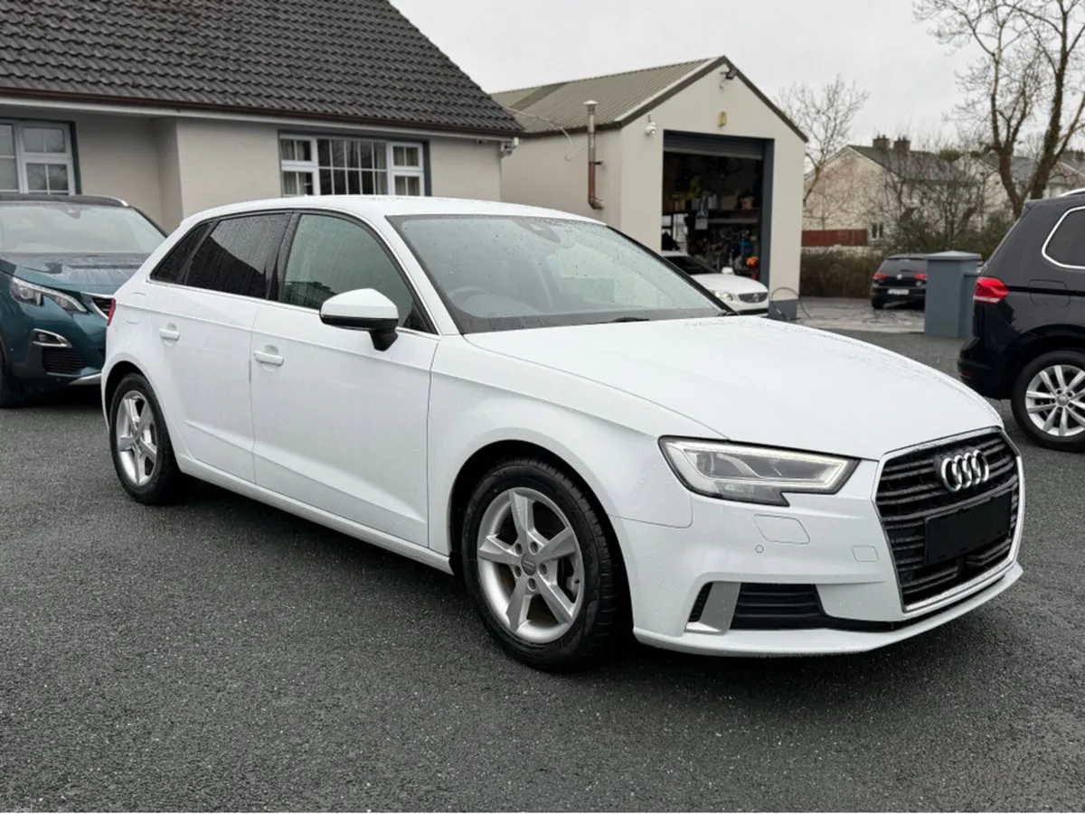Audi A3 1.4 TFSI SPORT PLUS LEATHER PETROL AUTOMAT - Image 3