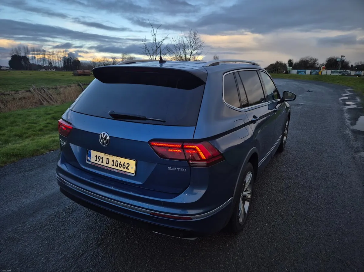 Volkswagen Tiguan A7 R-LINE 2.0 TDI D7F 5DR AUTO - Image 4