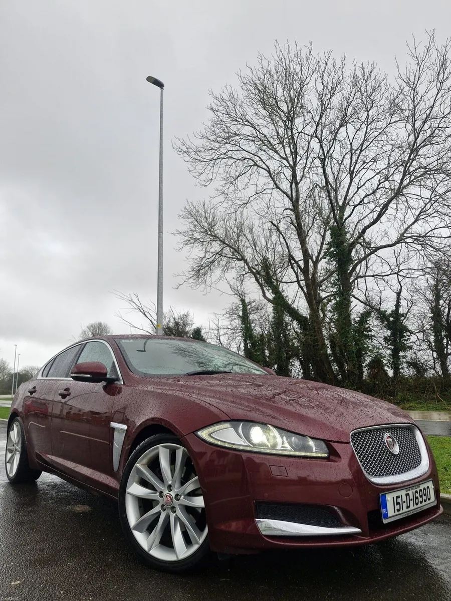 151 Jaguar XF High spec 150k miles - Image 4