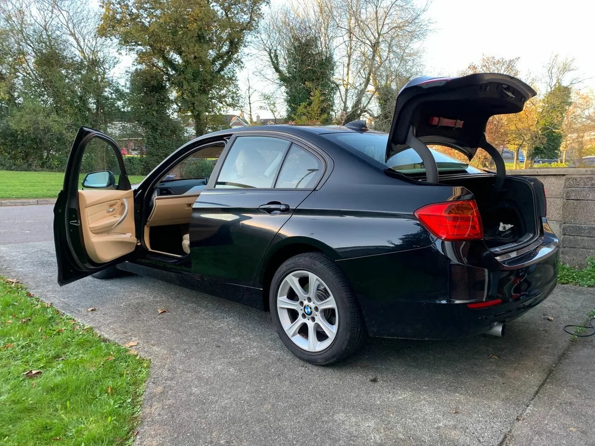 BMW 3-Series 2013 - Image 2