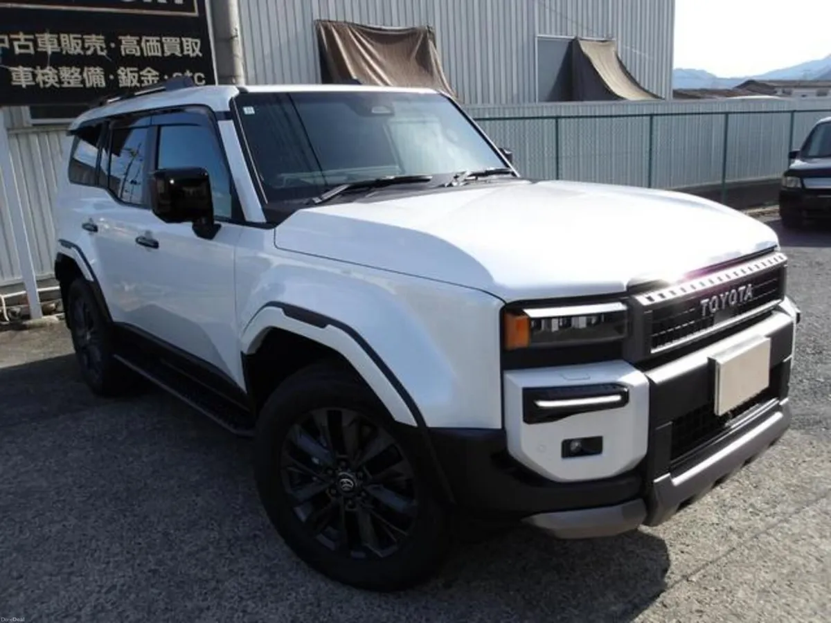 2025 Toyota Landcruiser 250 ZX 2.8 Diesel 7 seats - Image 3