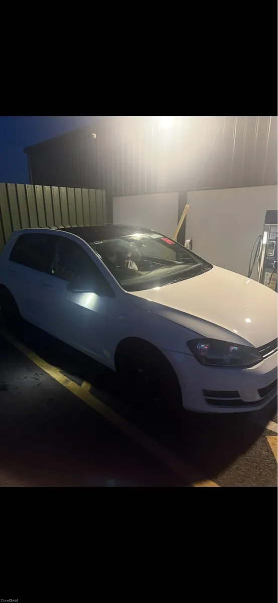 Volkswagen Golf - Image 4
