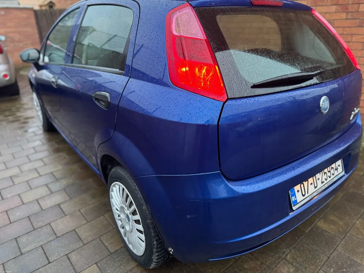 Fiat Punto (ultra low mileage) - Image 3