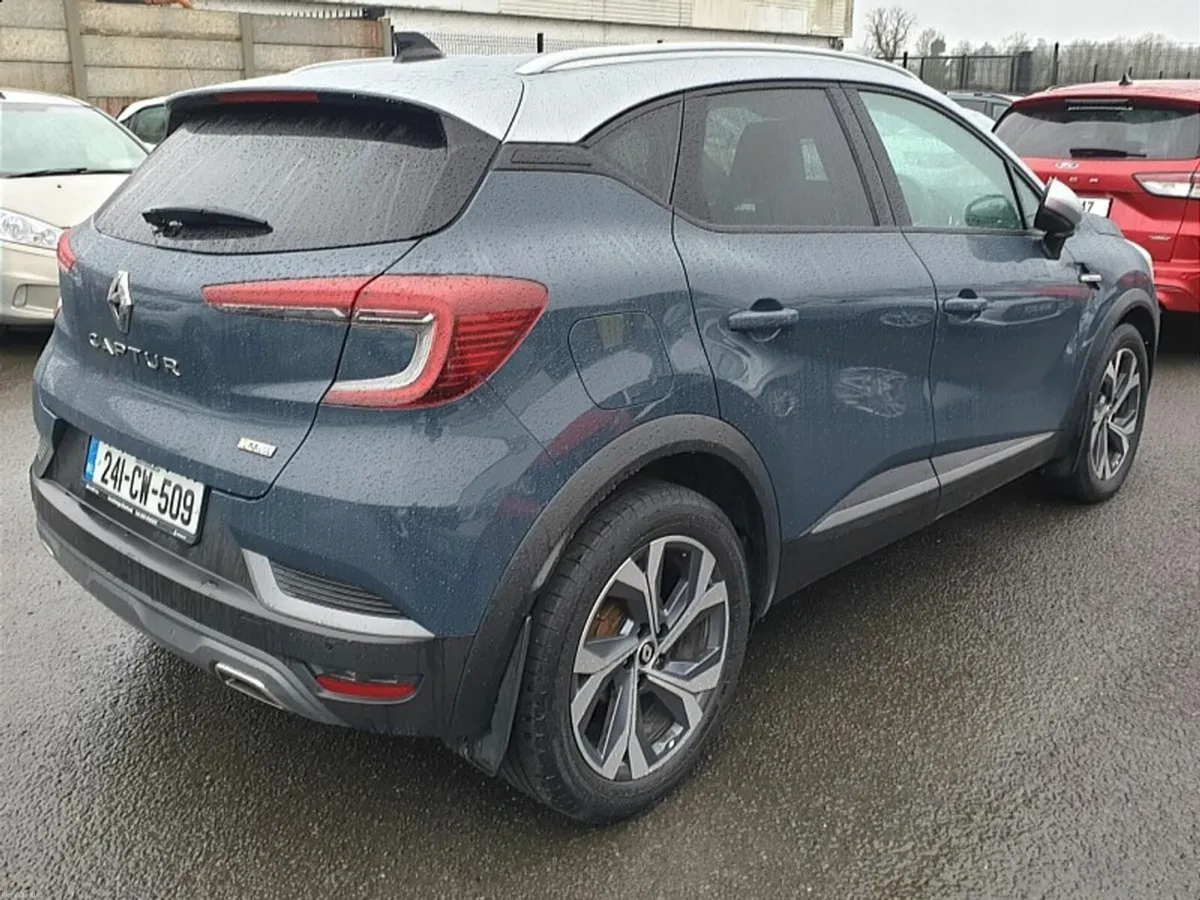 Renault Captur TCe 90 RS Line (Top Spec) - Image 2