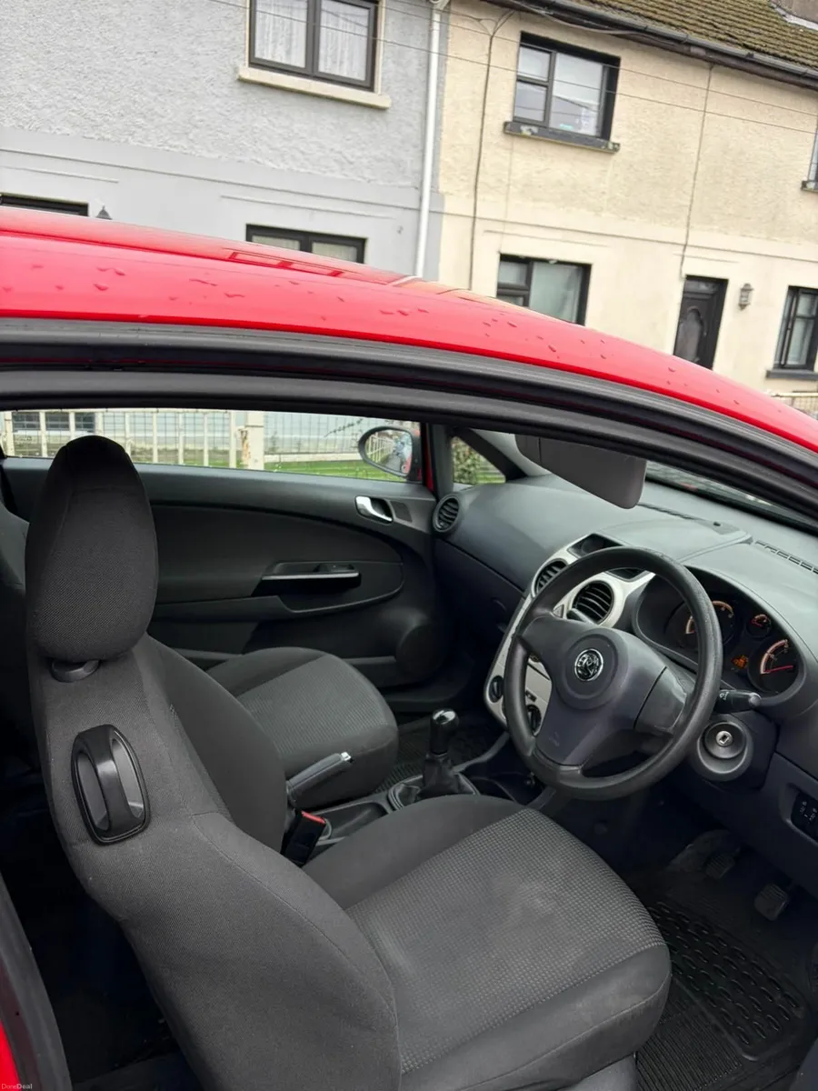 Vauxhall Corsa 2010 - Image 4