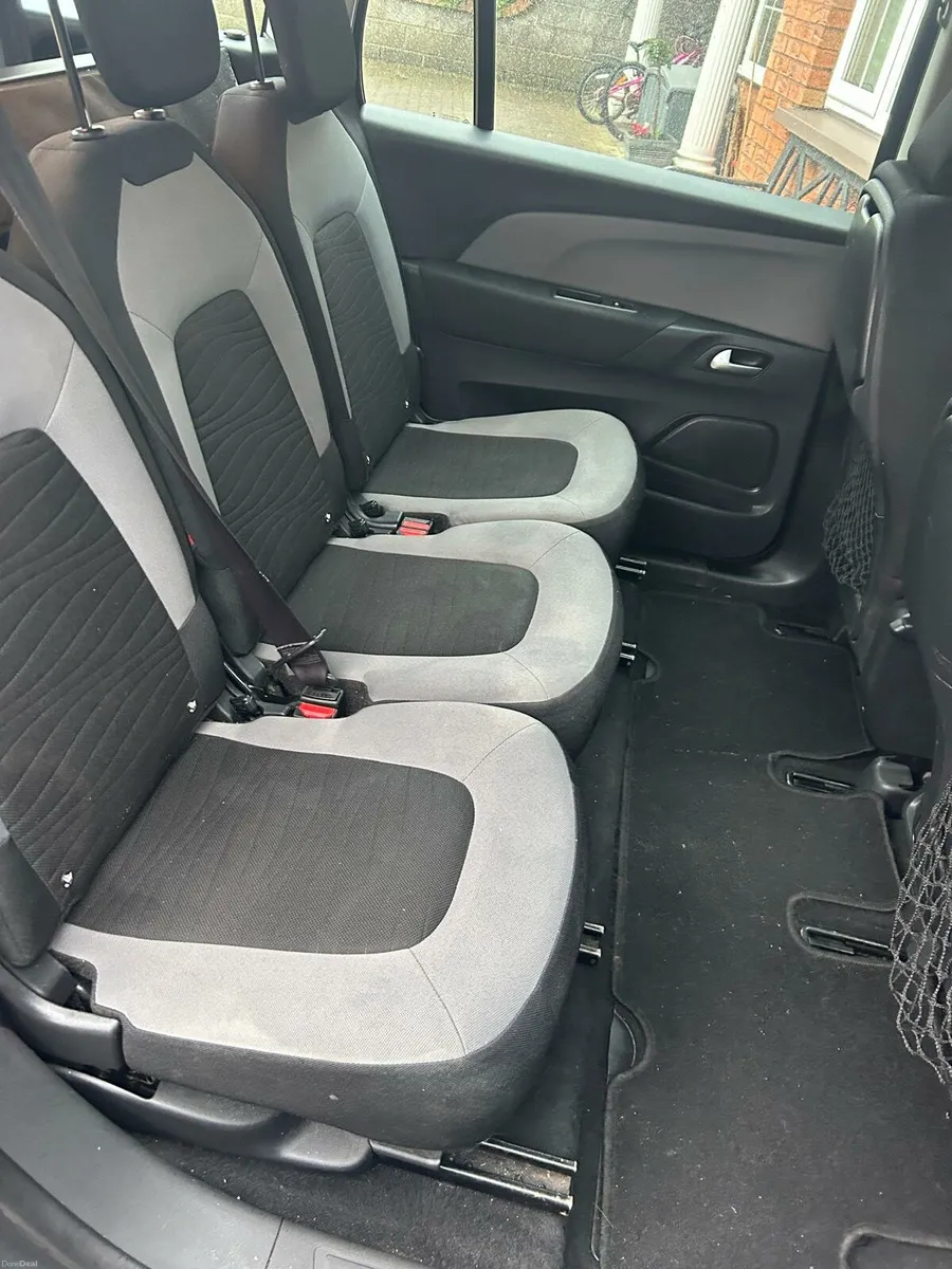 €7500 – 2016 Citroën Grand C4 Picasso – 7 Seater - Image 6