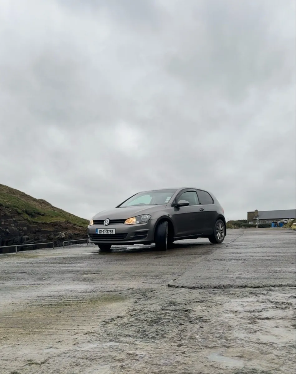 2017 Volkswagen Golf 1.6 TDI - Image 1
