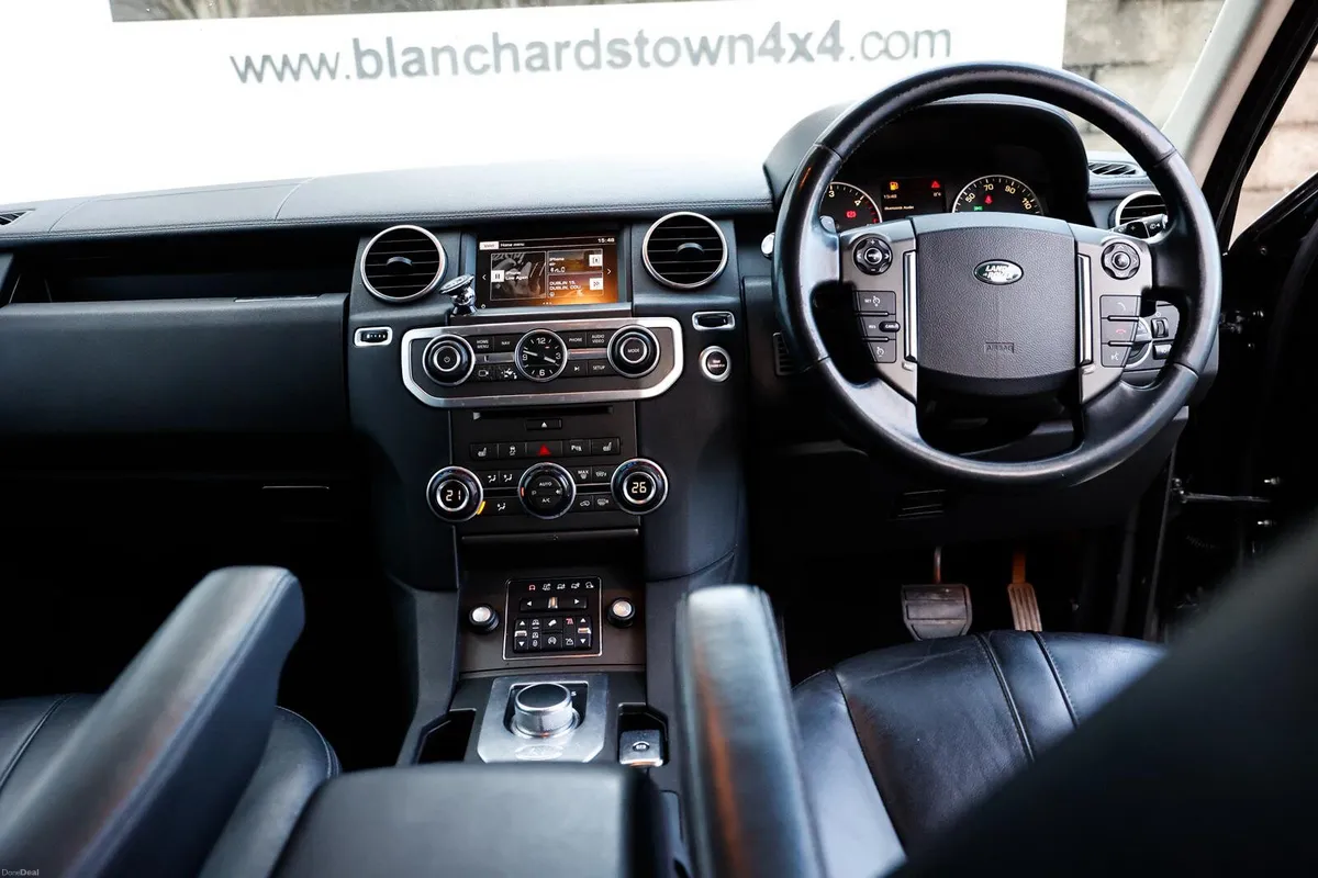 Land Rover Discovery HSE | 2 Seat Commercial VatQ - Image 4