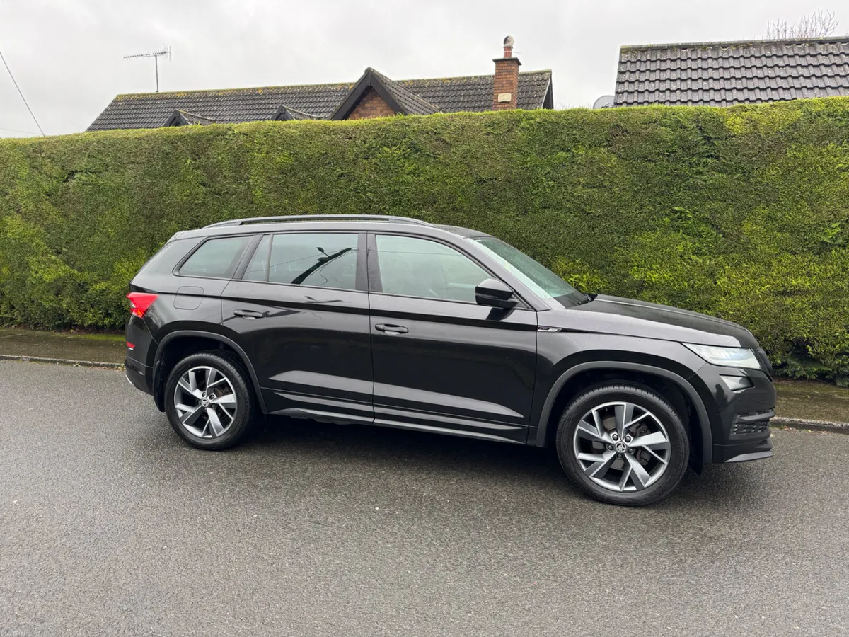 Skoda Kodiaq SPORTLINE 4x4 7 seats - Image 3