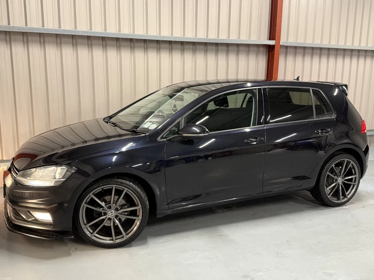 2017 (172) Volkswagen Golf 1.6TDI - Image 2
