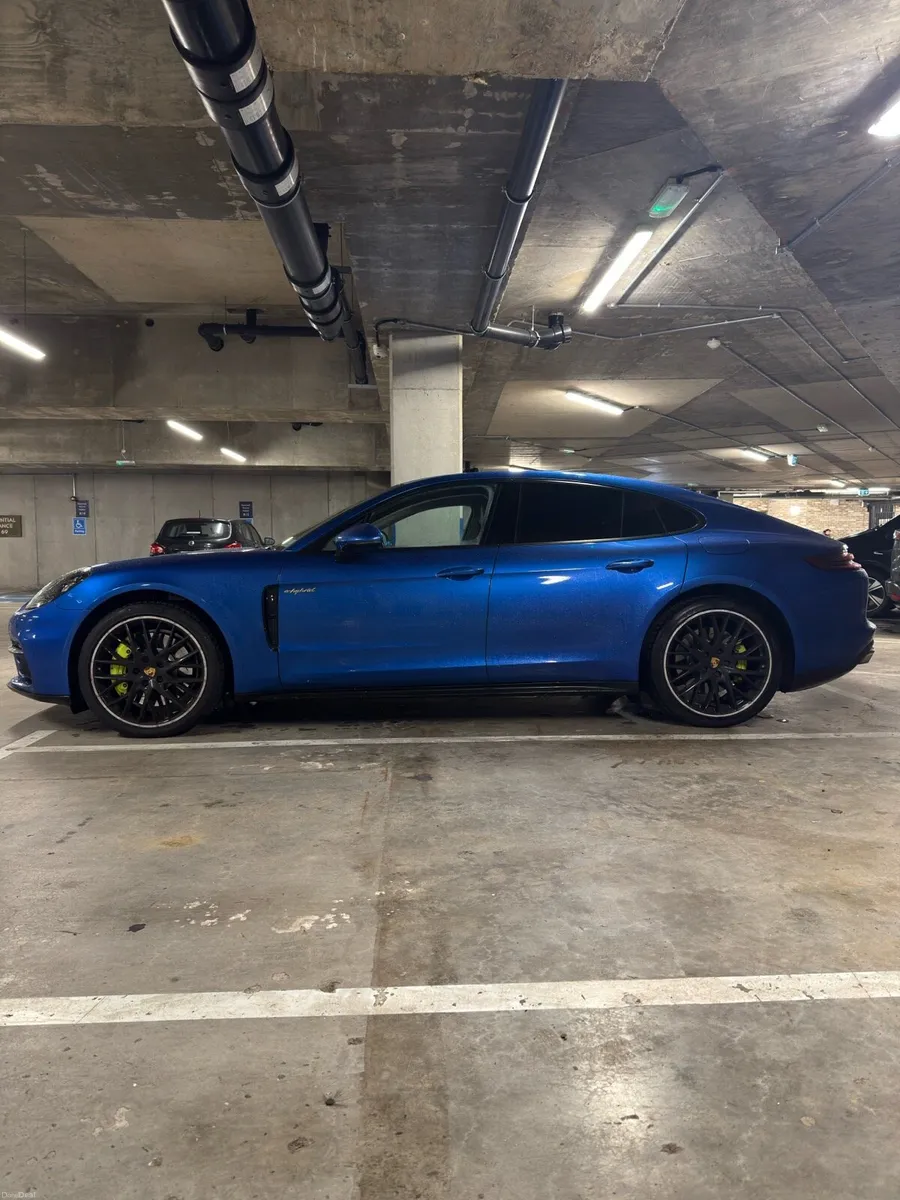 172 PORSCHE PANAMERA 4 E-HYBRID - Image 4