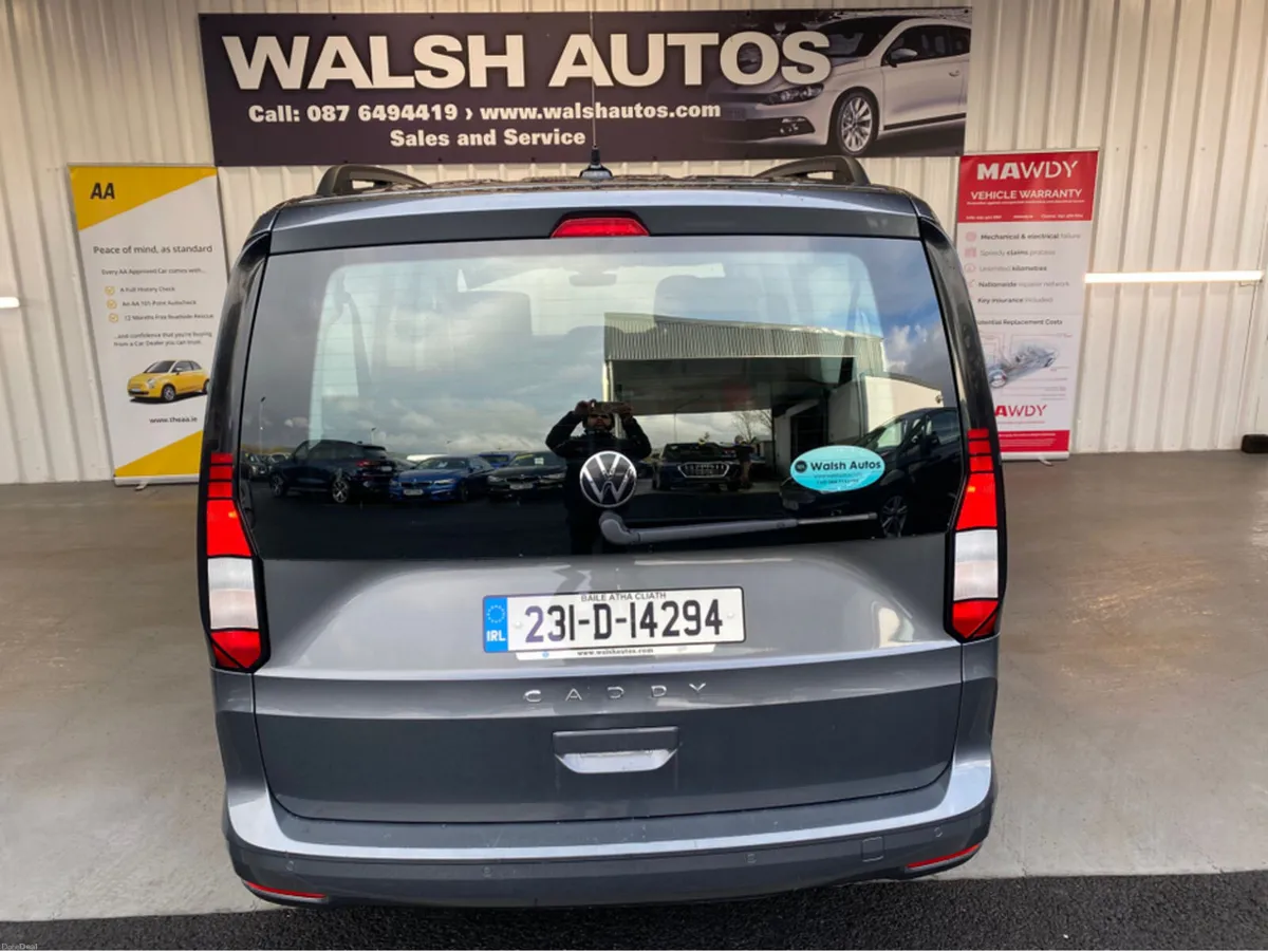 Volkswagen Caddy Maxi Life LIFE TDI 122BHP A7F 5DR - Image 6