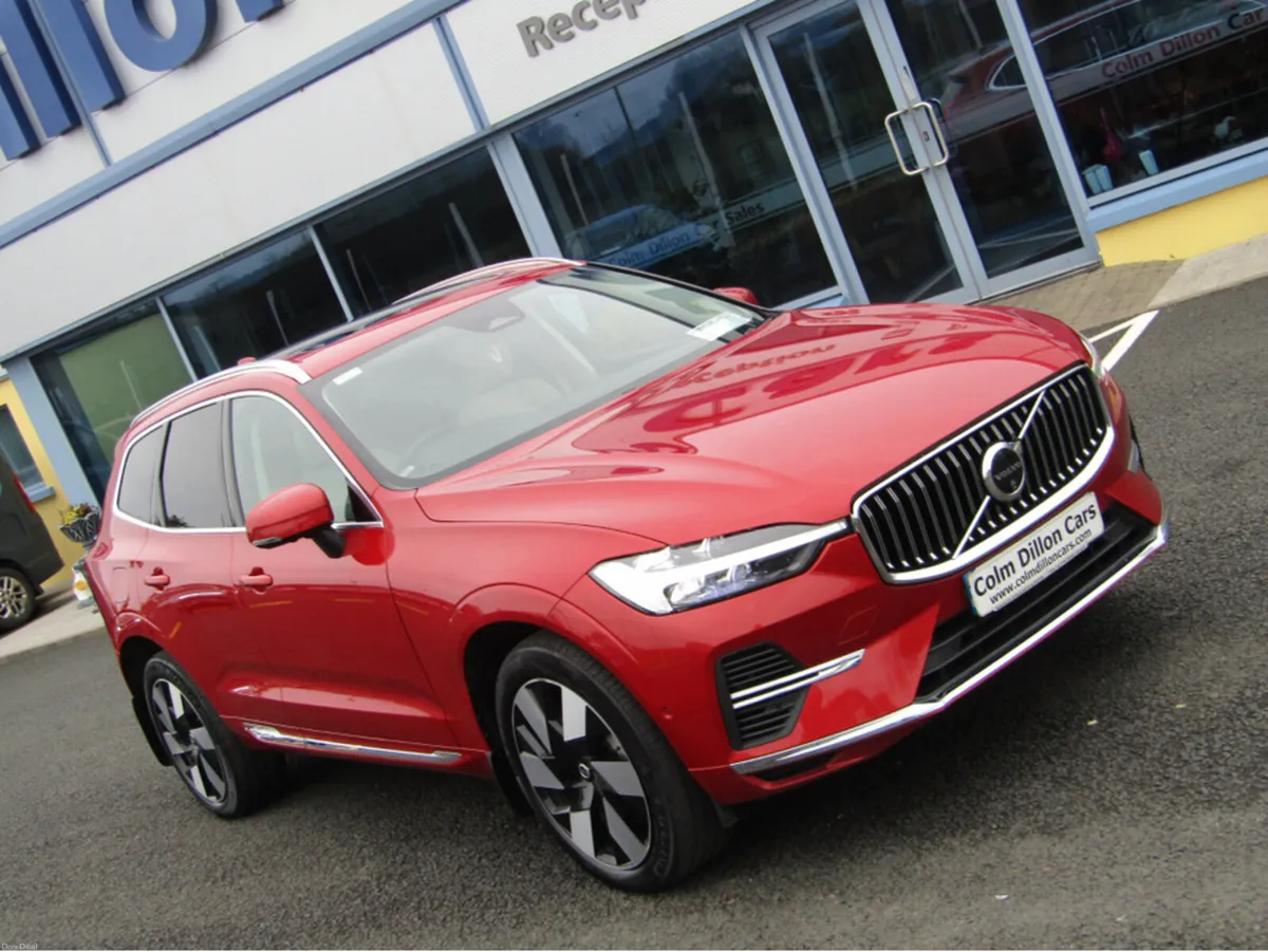 Volvo XC60 T6 PHEV PLUS BRIGHT AWD 5 - Image 2