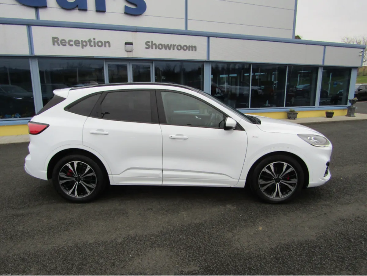 Ford Kuga ST-LINE X EDITION EC ECOBLUE 1.5 TDCI - Image 3