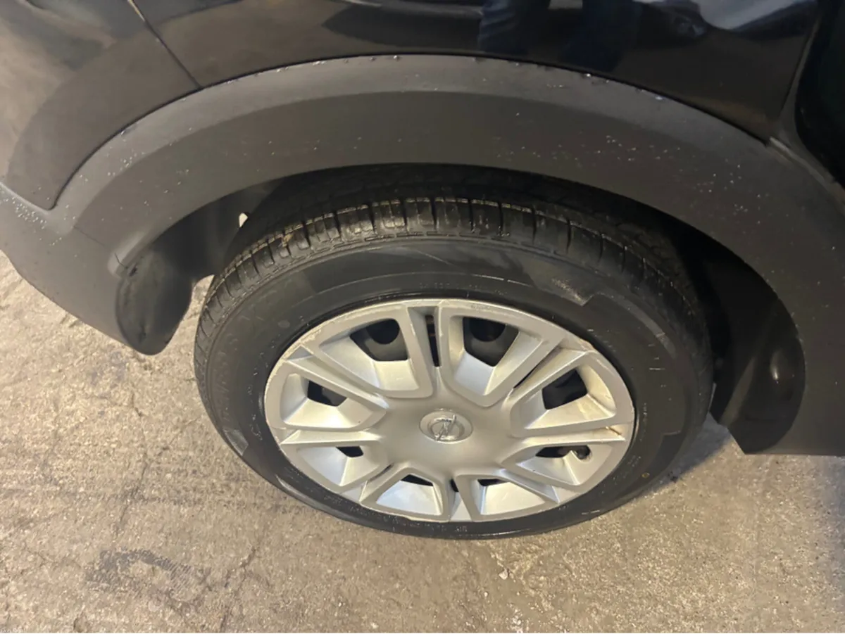 Opel Crossland X 1.2I 83PS - -PET-5SP 5DR X - Image 3