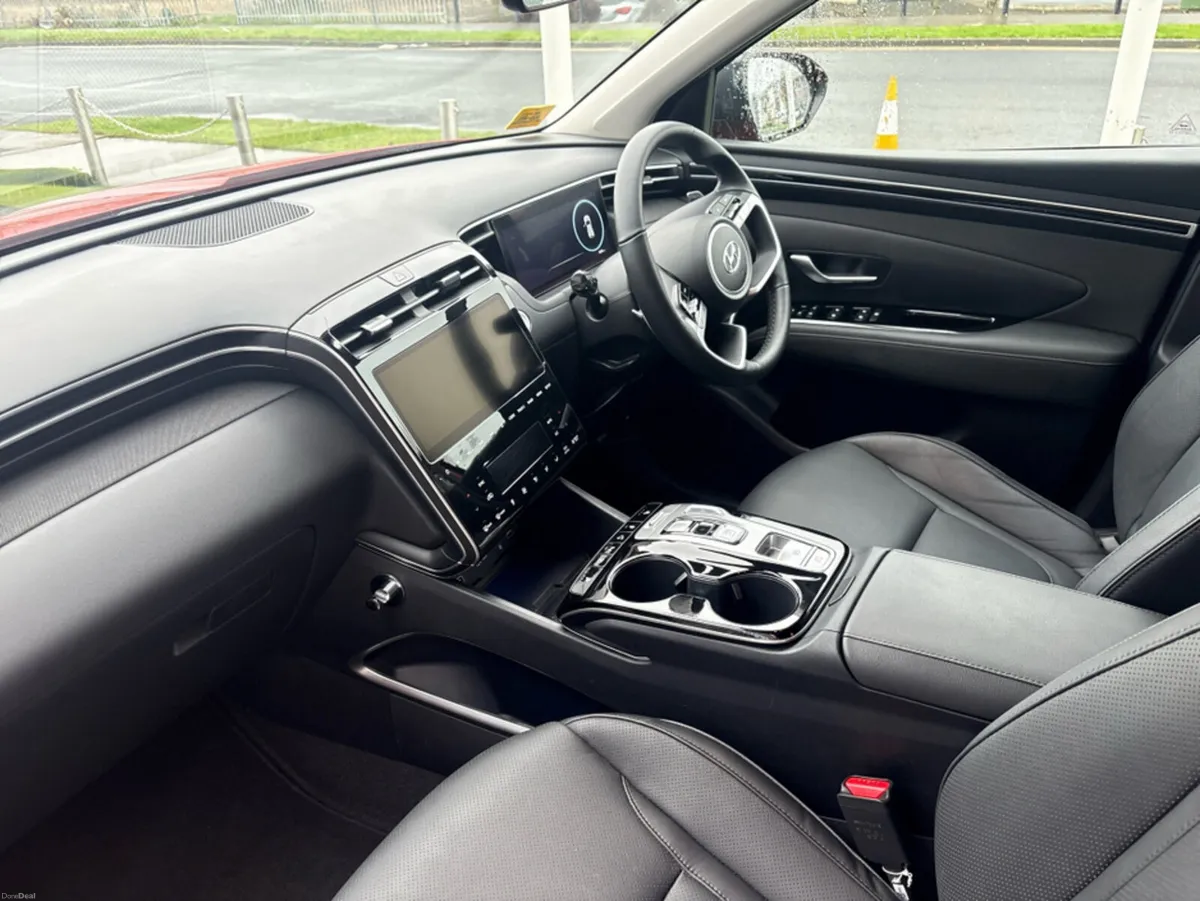 Hyundai Tucson EXECUTIVE PLUS HEV TWO - Image 3