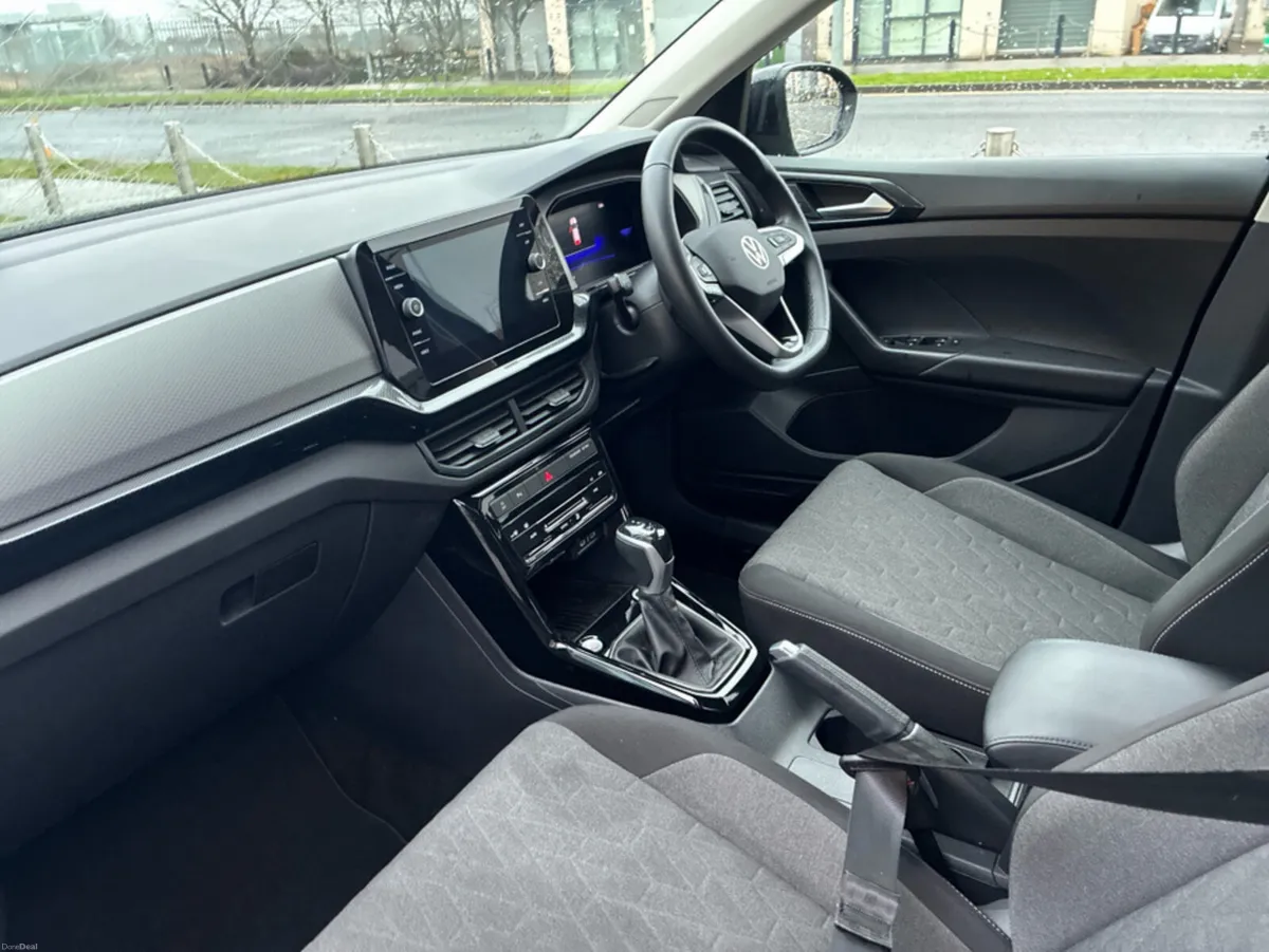 Volkswagen T-Cross EDITION75 1.0 D7F 116H - Image 3