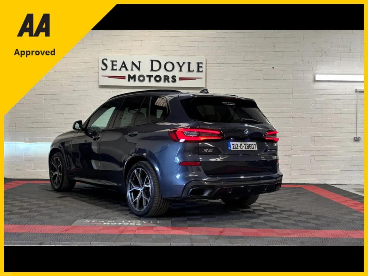 BMW X5 2021 XDRIVE 45E M SPORT PHEV HUGE SPEC PAN - Image 6