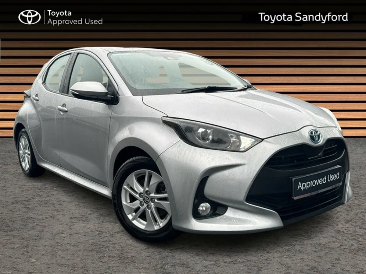 Toyota Yaris HYBRID LUNA // REAR CAMERA // TOYOTA - Image 1