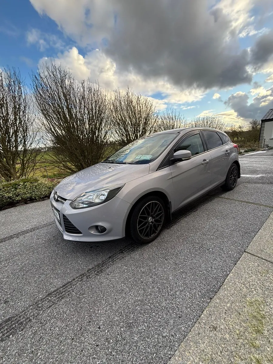 Ford Focus 2012 - Image 4
