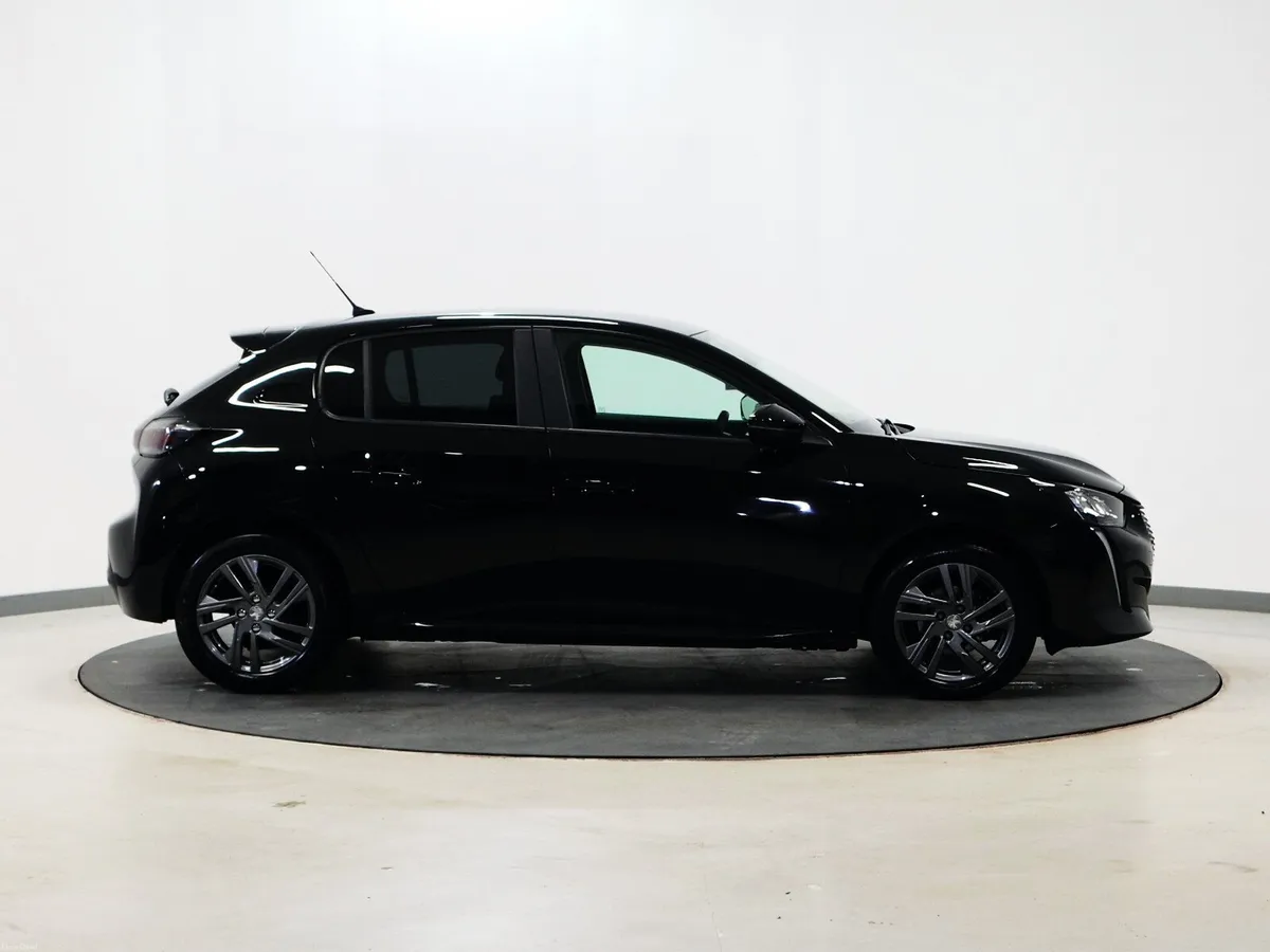 *25* 2023 Peugeot 208 1.2 ACTIVE - Image 3