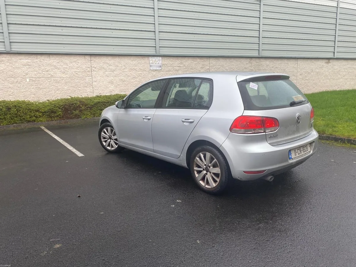 Volkswagen Golf - Image 2