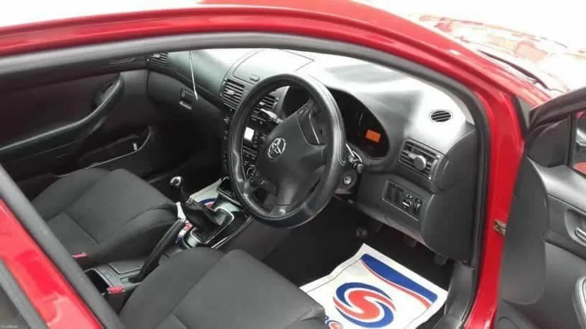 Toyota Avensis 2007 - Image 2