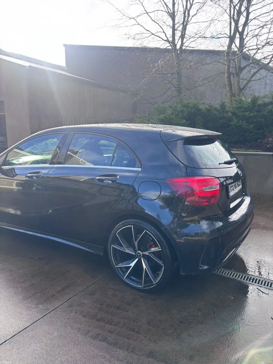 2017 Mercedes-Benz A180d sport mint condition - Image 4