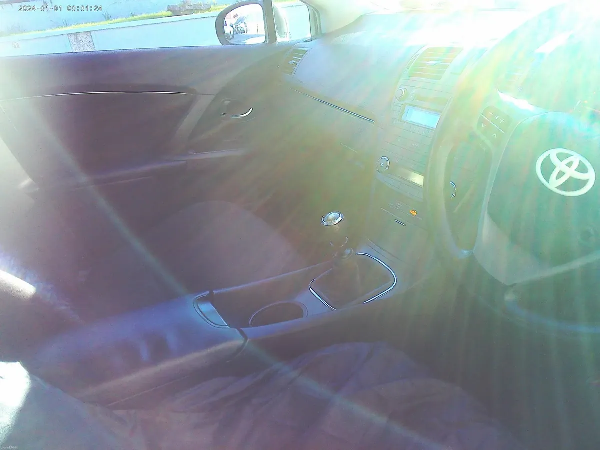 Toyota Avensis dsl tax and nct 10/26 - Image 4
