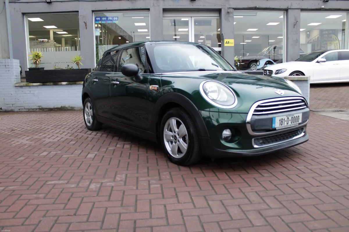 1.5 COOPER SPORT 5DR HATCHBACK AUTO - Image 1