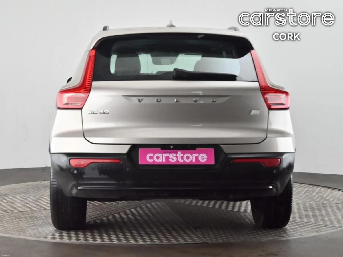 Volvo XC40 Xc40 + T4 Recharge Auto  Plus  Recharge - Image 4