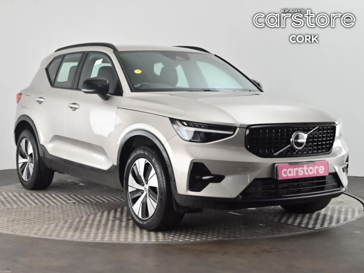 Volvo XC40 Xc40 + T4 Recharge Auto  Plus  Recharge - Image 1