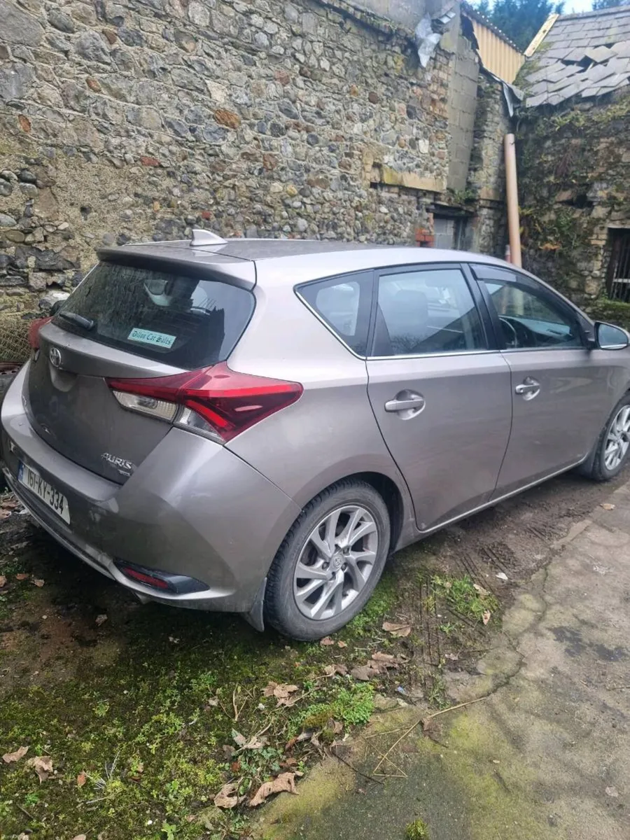 Toyota auris - Image 3