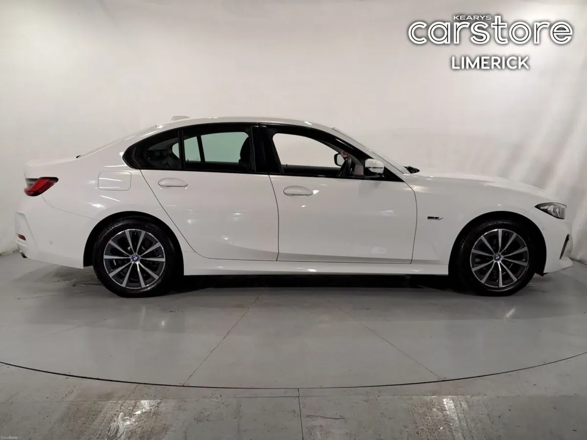 BMW 3-Series 330 E Sport Auto  330 e Sport  330 e - Image 3