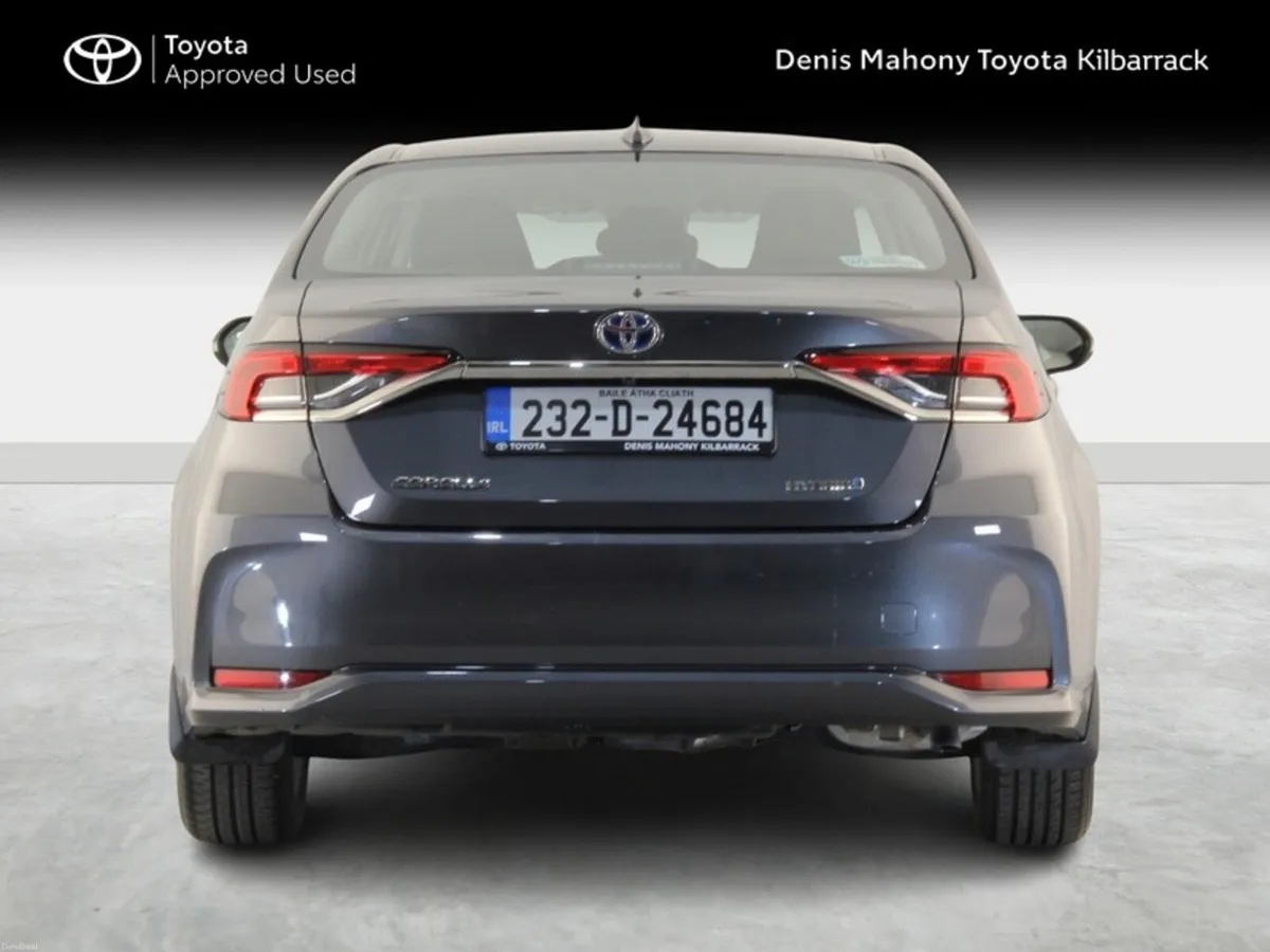 Toyota Corolla LUNA SALOON - Image 4