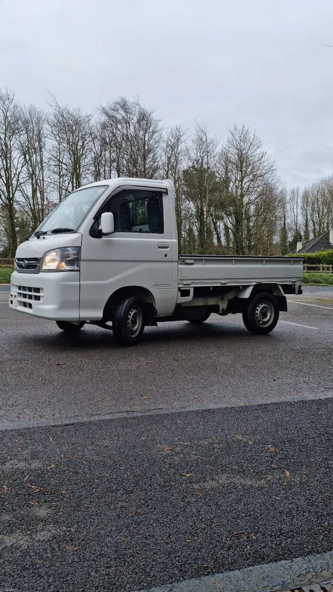 Daihatsu Hijet 2014 4WD - Image 1