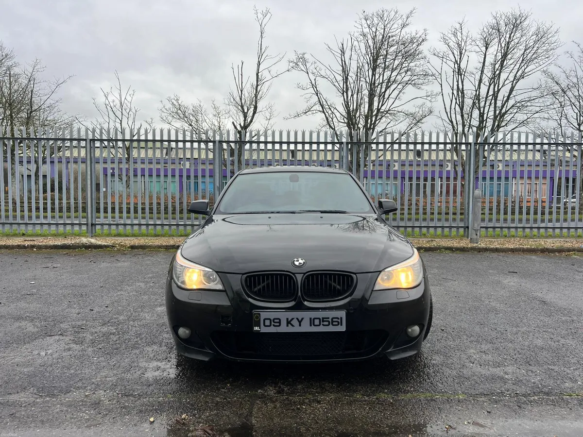 BMW E60 2009 AUTOMATIC - Image 3