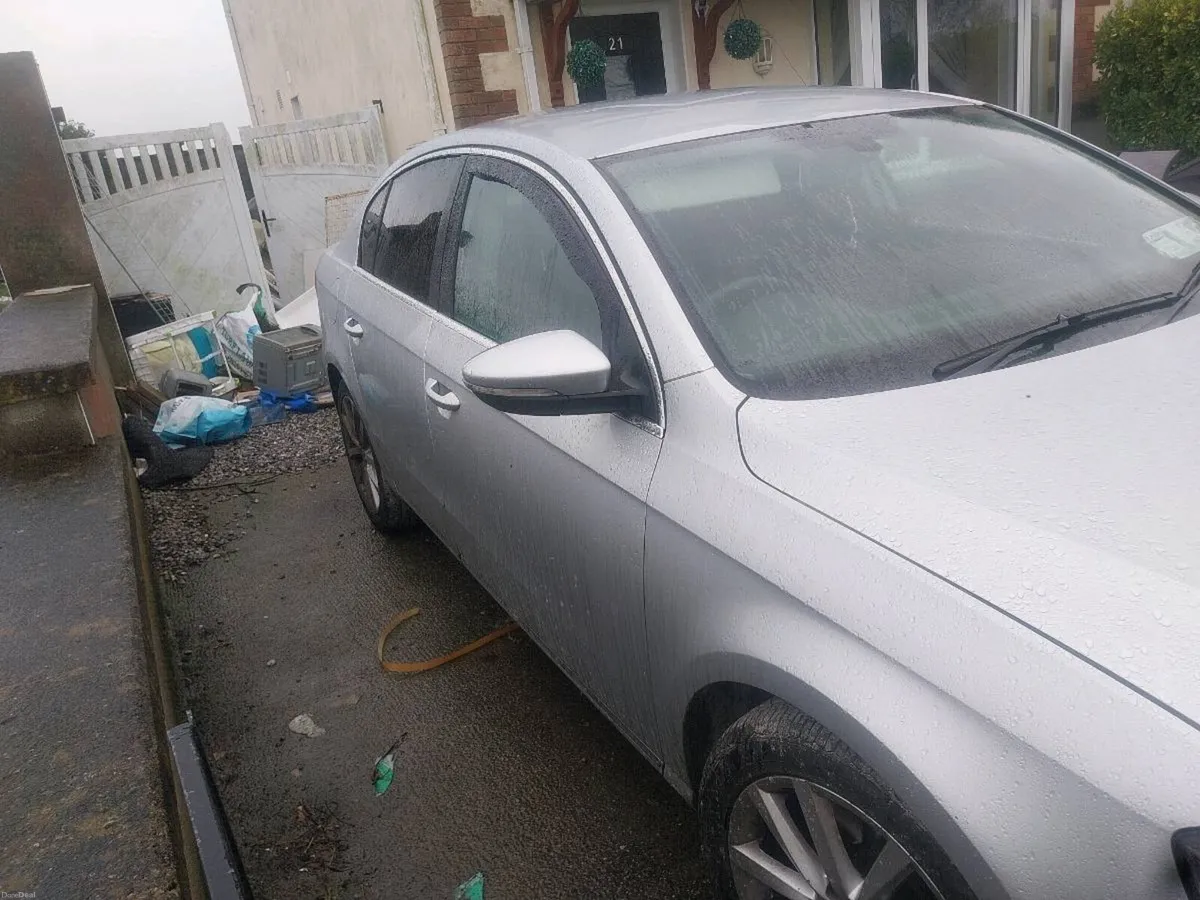 Volkswagon passat - Image 3