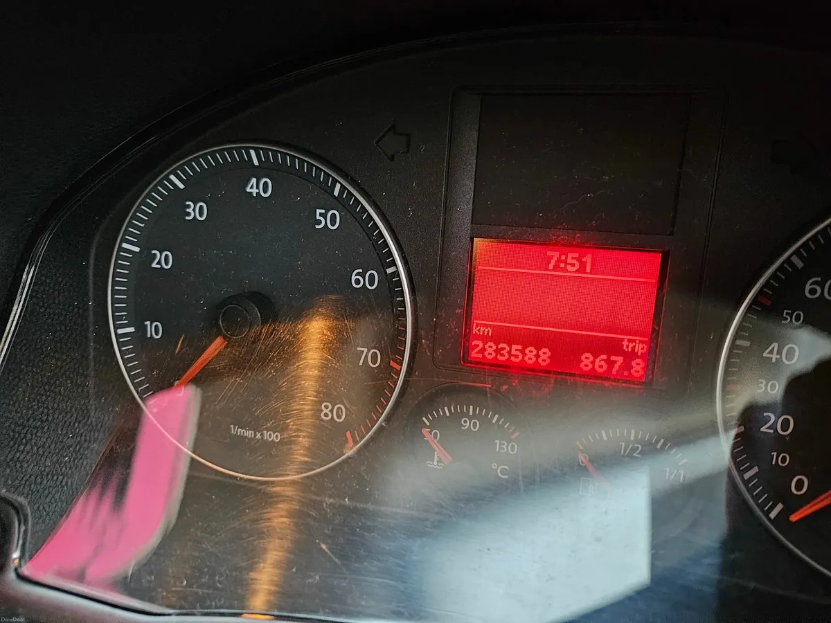 Volkswagen Golf 2009 - Image 3